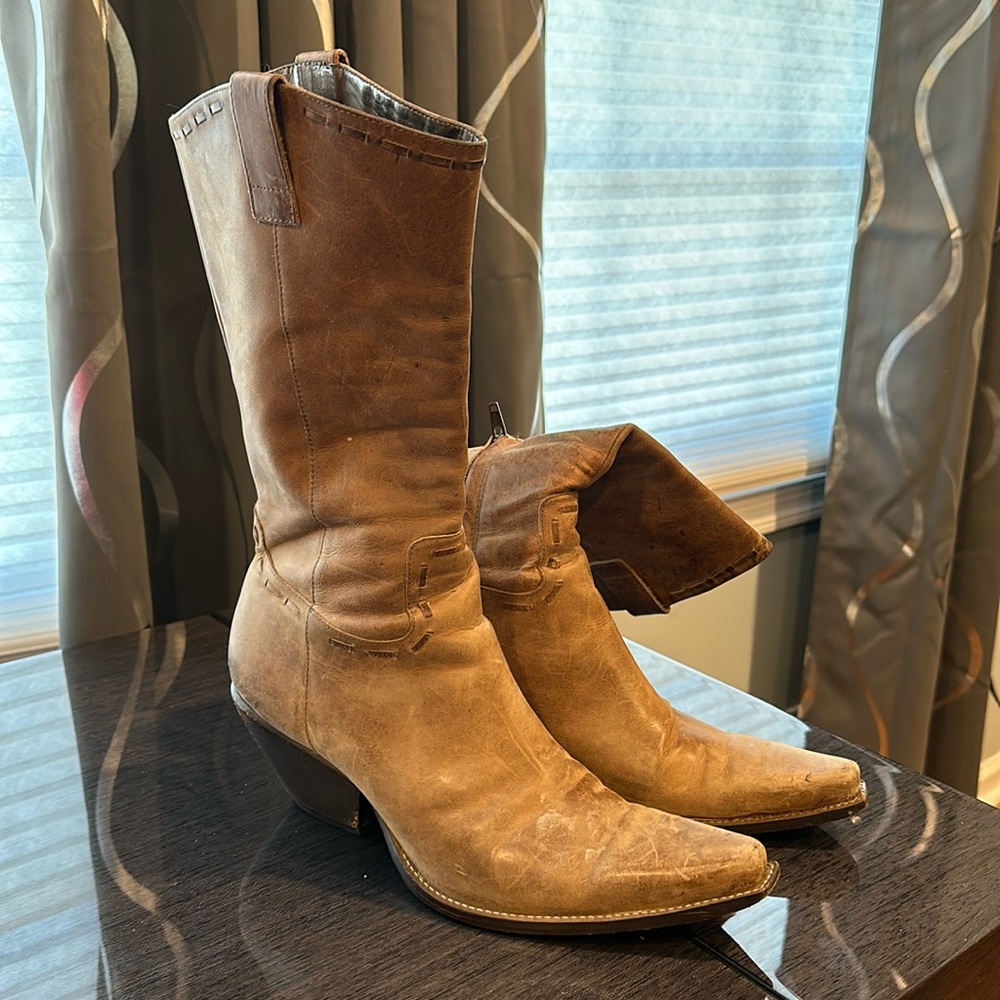BCBGirls Beige boots